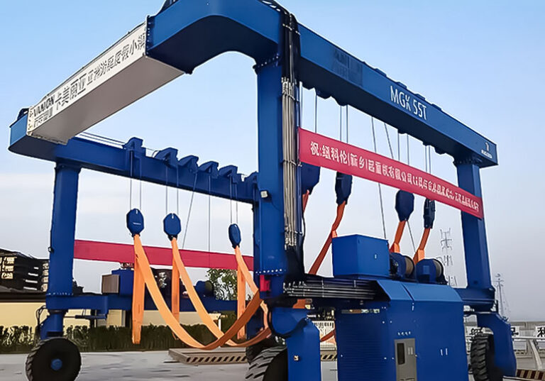 marine travel lift