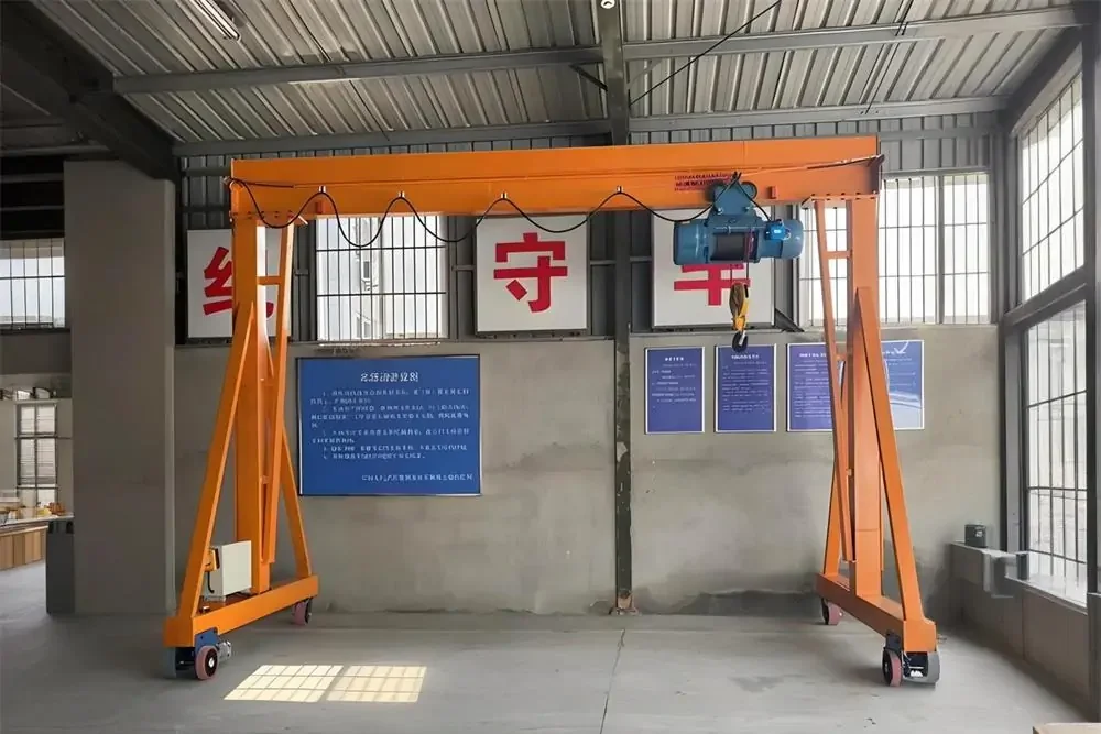 Portable gantry crane