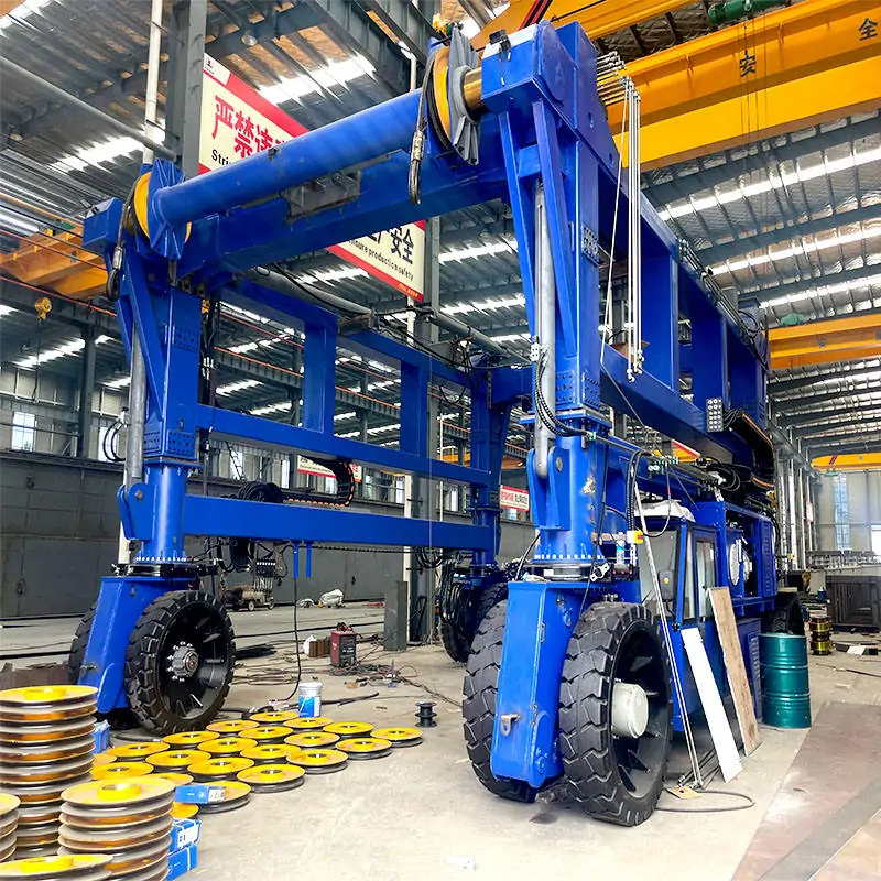 Container Straddle Carrier Crane