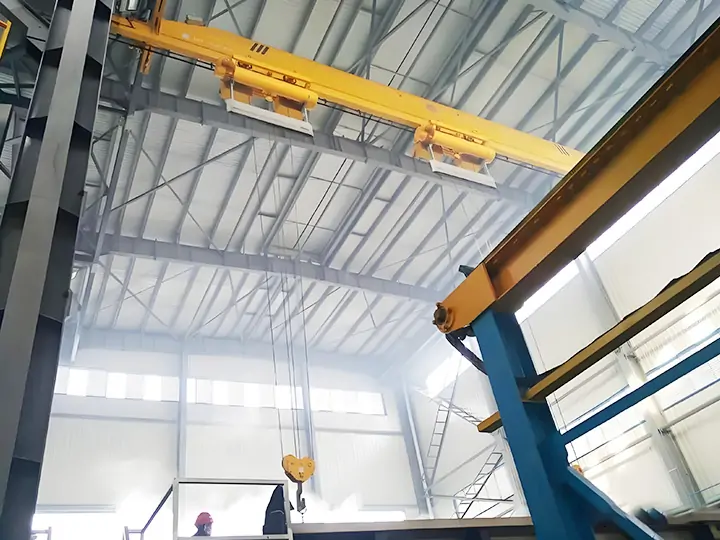 galvanizing-rail-crane-2