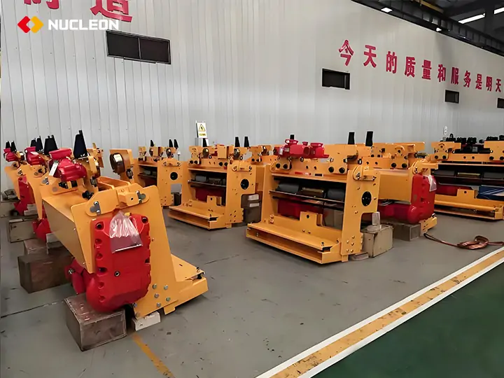 pickling-and-galvanizing-electric-hoist-8