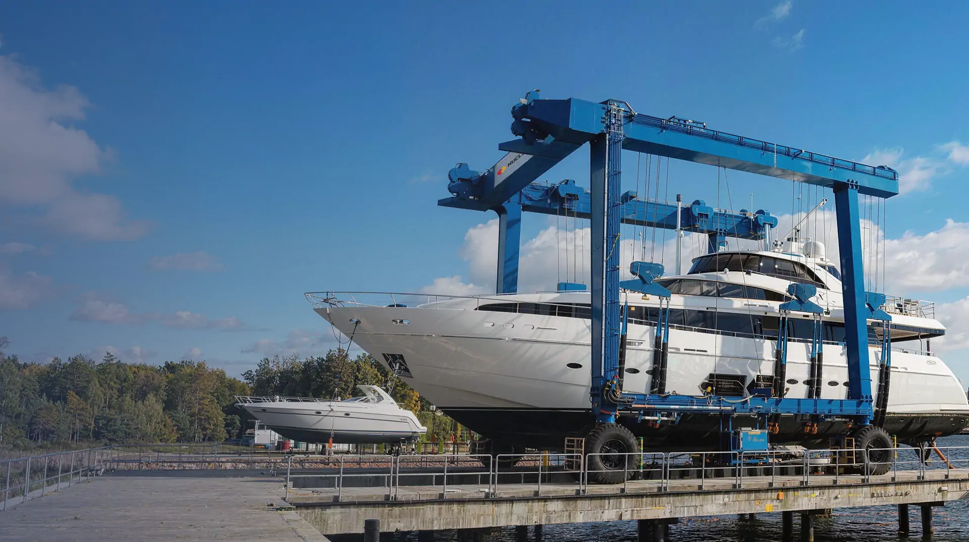 marine-boat-hoist