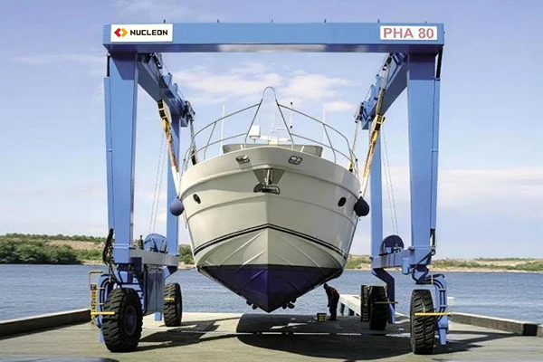 marine-travel-lift (1)