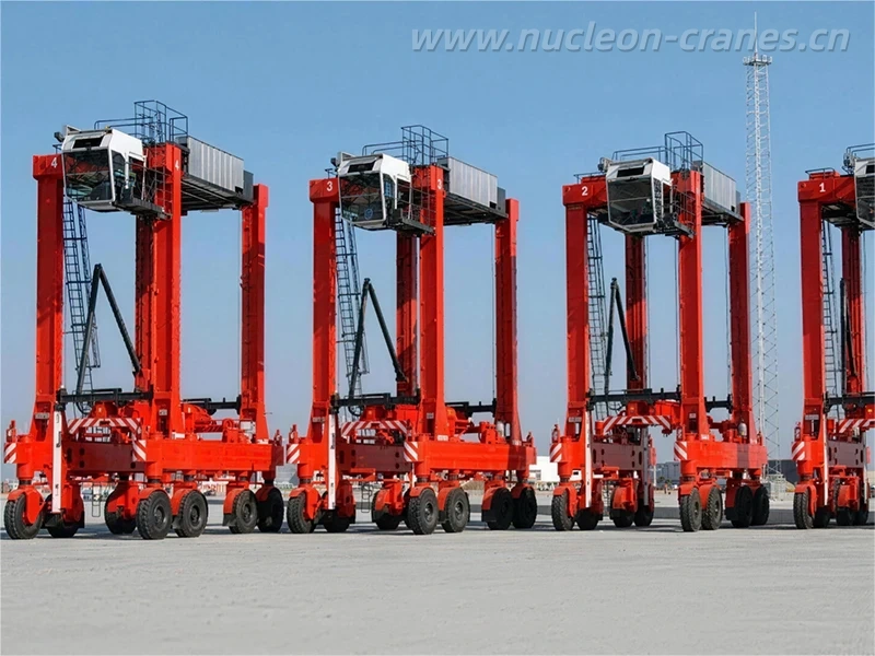straddle-carrier (9)